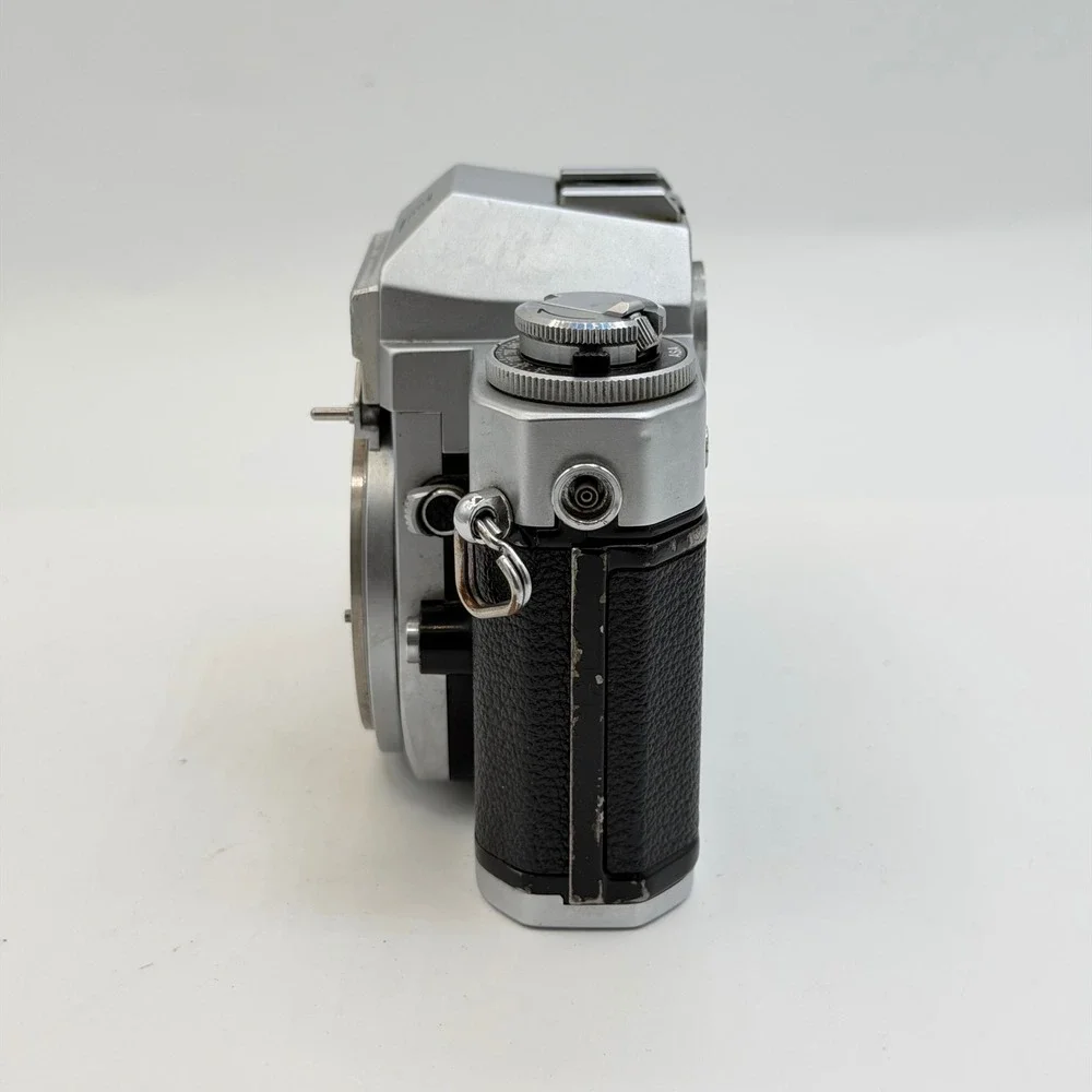 Nikon Nikkormat EL 35mm SLR Film Camera Body Silver Black Japan 5269134 TESTED